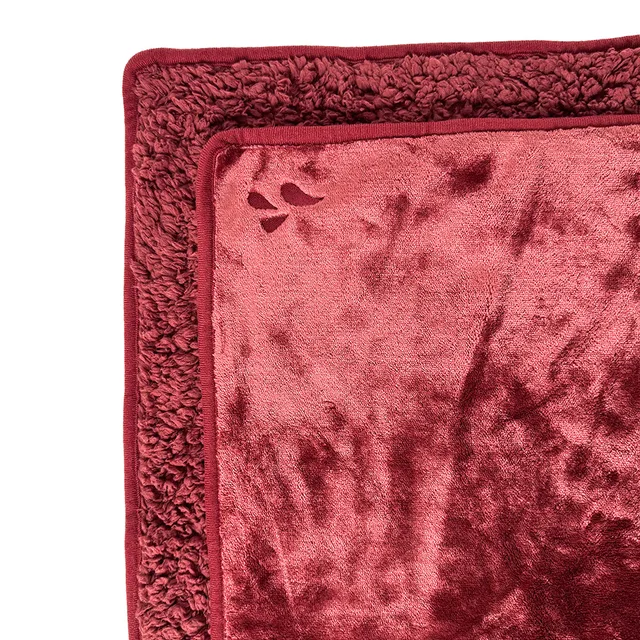 Splash Blanket The OG large Moon Blood red blanket corner close-up with textured reverse