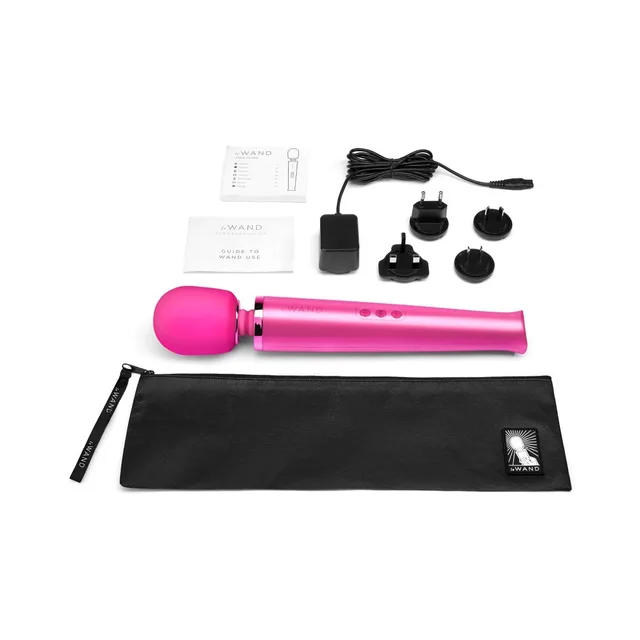 Magenta Le Wand kit with charger, adapters and black pouch