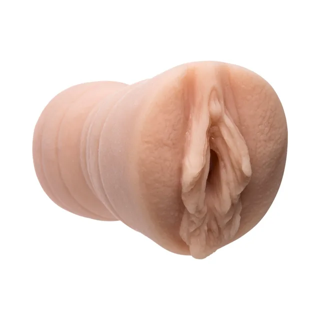 Close front view of beige Belladonna Pocket Pal molded entry
