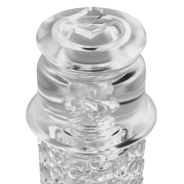 Close-up of rounded lip-shaped rim on Lips sleeve