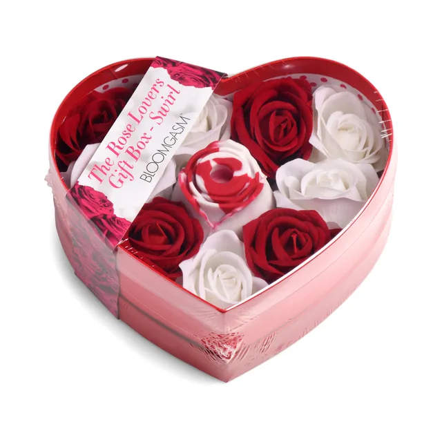 Bloomgasm heart gift box with red and white rose forms