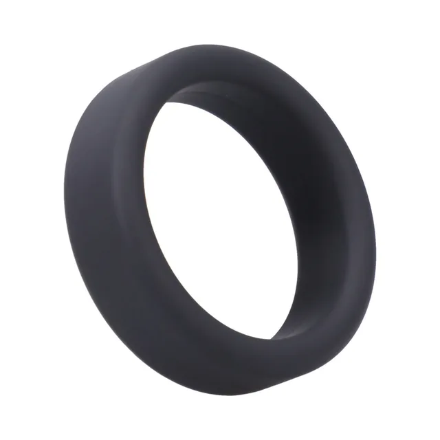 Front angle of Onyx Tantus C-ring showing thick rounded profile