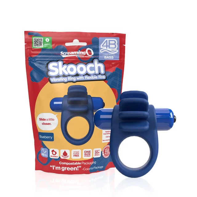blue Screaming O 4B Skooch finned vibrating ring beside red pouch
