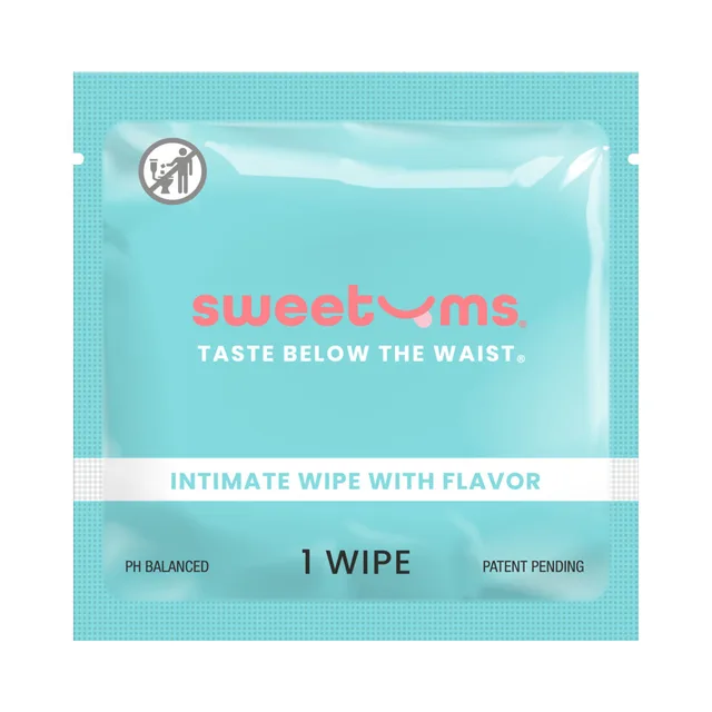 Sweetums Cinnamon Bun intimate wipes single turquoise packet front view