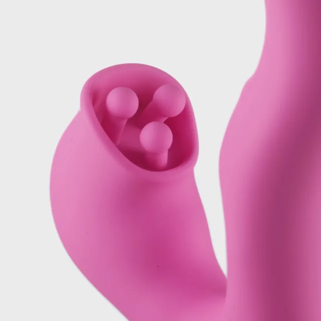Close-up of FemmeFunn Pallina rounded triple-node pink tip