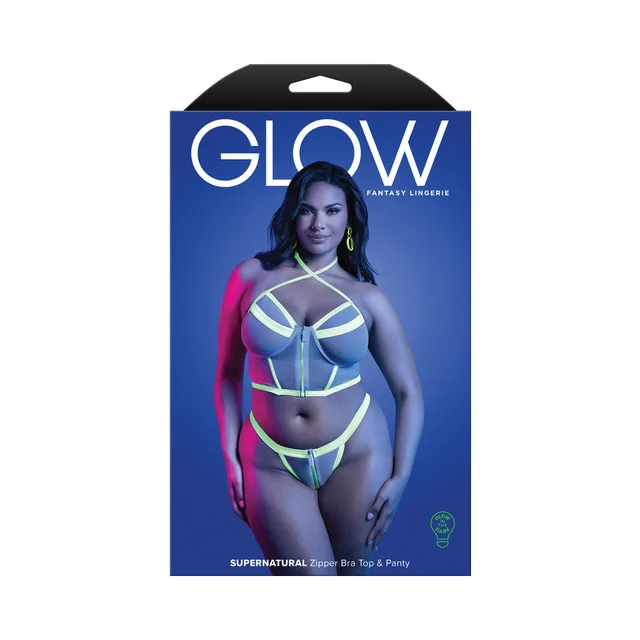 Model wearing Queen-size white Supernatural zipper bra and panty on box