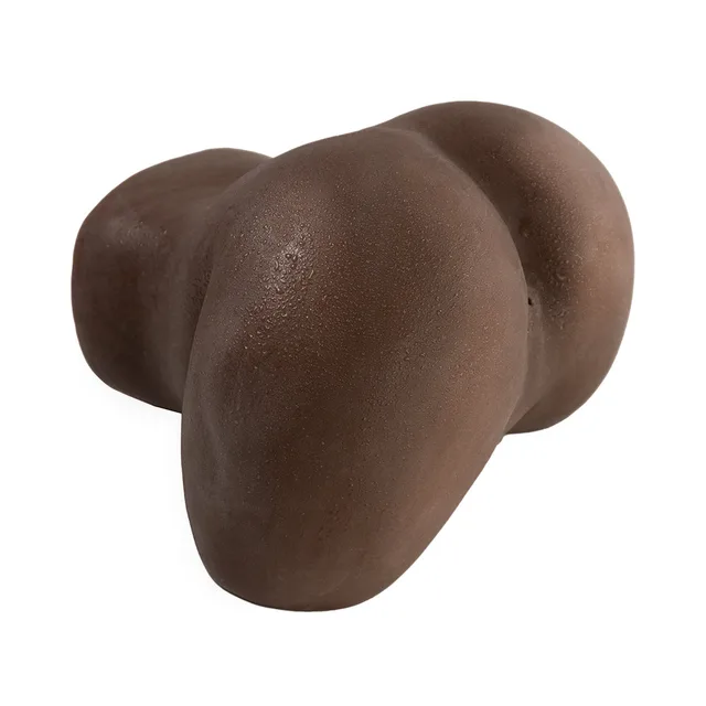 three-quarter rear view of dark Naysa sculpted buttocks