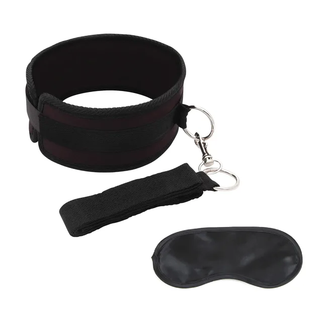Lux Fetish Collar and Leash Set black padded collar leash and blindfold