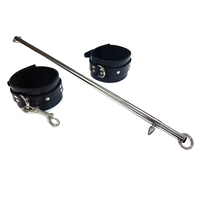 Rouge 30-Inch Silver Spreader Bar with black padded cuffs
