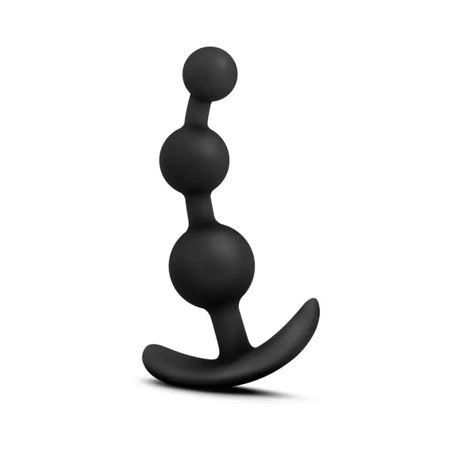 Front view of three graduated black silicone beads