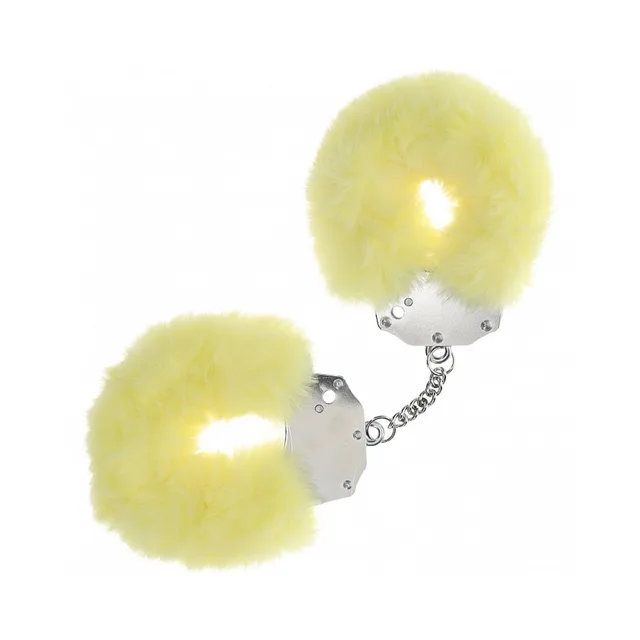 Shots Ouch pale-yellow fluffy iron handcuffs joined by a short silver chain