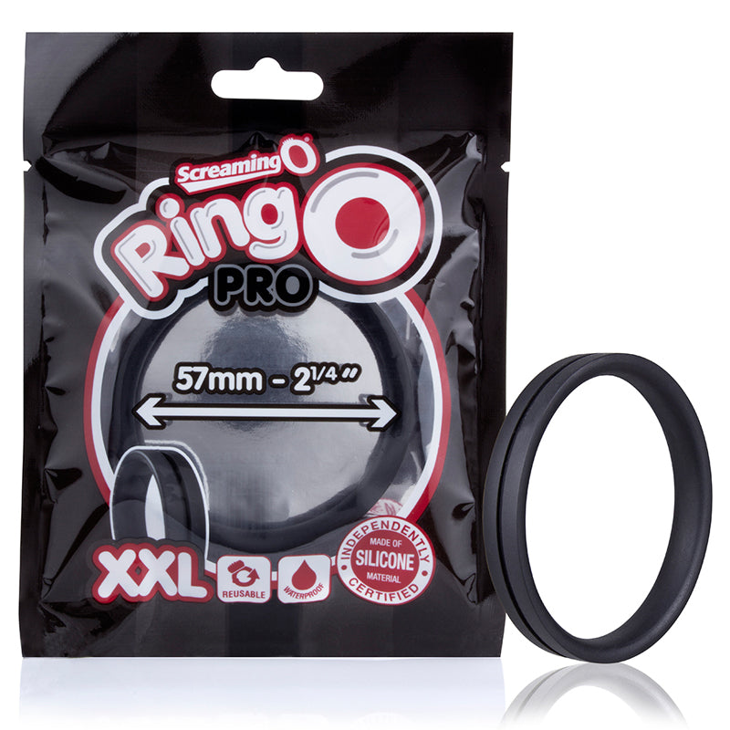 Screaming O RingO Pro XXL Black RingO Pro XXL Black 57 mm silicone ring beside black retail pouch